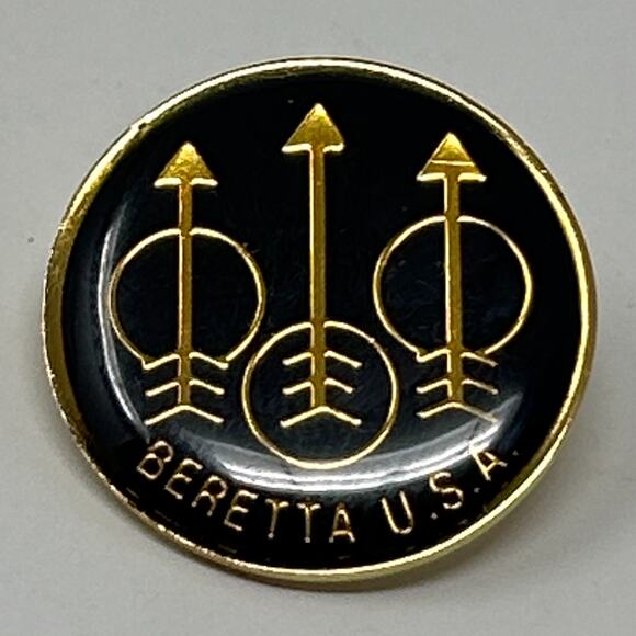 Vintage Beretta USA Hat Lapel Pin Pinback Button Guns Firearms Pistols Logo - Picture 1 of 3